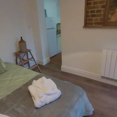 Holiday home Chez Leone Beaucourt-sur-l'Hallue
